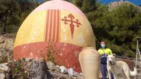 El huevo, en una imagen difundida por el Ayuntamiento.