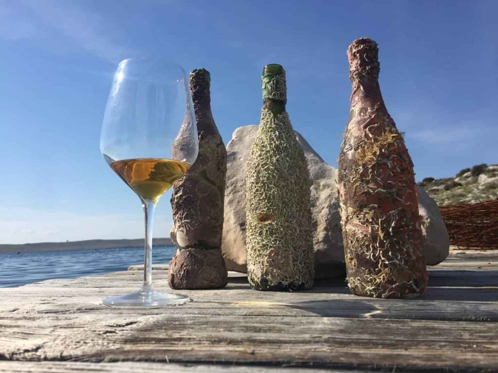 En Croacia también se envejecen vinos bajo el mar.