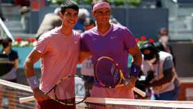 Rafa Nadal y Carlos Alcaraz antes de su partido en el Mutua Madrid Open