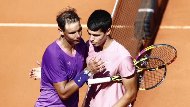 Rafa Nadal y Carlos Alcaraz, tras su duelo en el Mutua Madrid Open