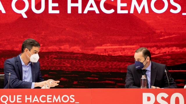 Pedro Sánchez y José Luis Ábalos, durante la última reunión de la Ejecutiva del PSOE.