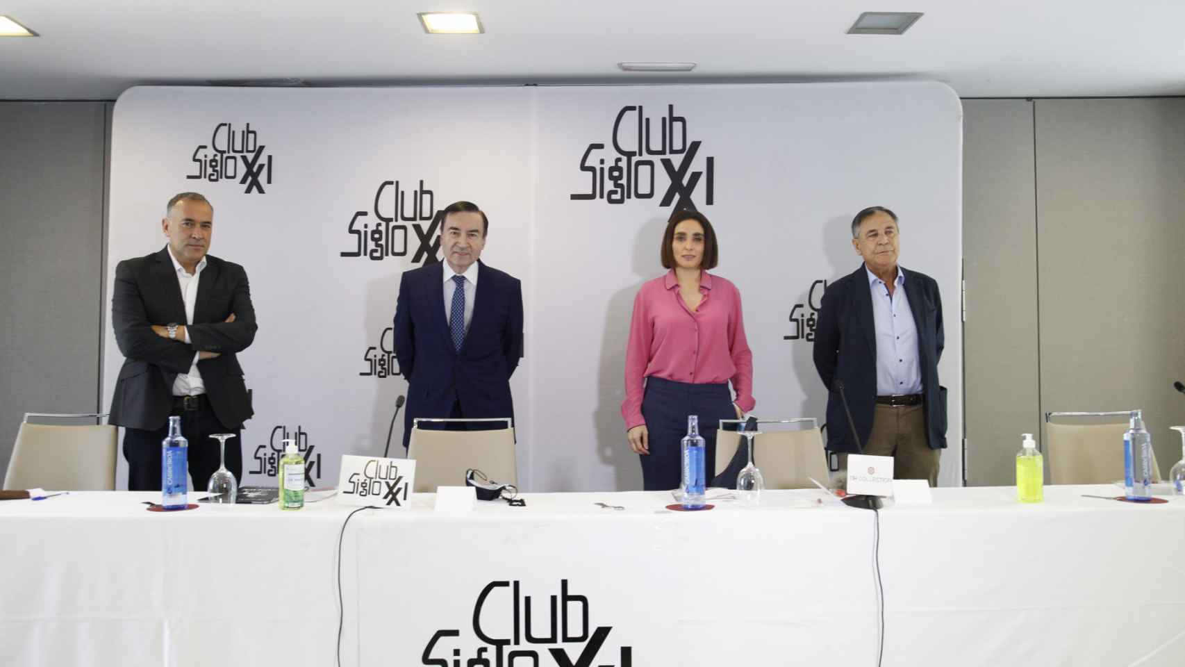 Pedro J. Ramírez en el Club Siglo XXI.: En Madrid pierde el centro, pero gana la centralidad; Podemos y Vox serán irrelevantes