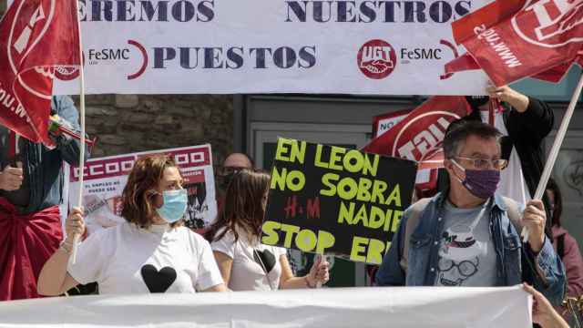 Concentración de trabajadores de H&M en León en 2021.