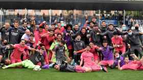 Los jugadores del Real Madrid Castilla, celebrando su clasificación para el playoff de ascenso a Segunda División