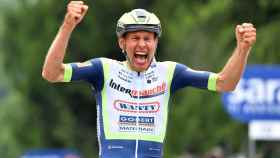 Van der Hoorn gana la 3ª etapa del Giro de Italia 2021