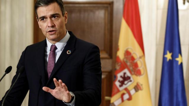 El presidente de España, Pedro Sánchez, durante su comparecencia con el primer ministro griego, Kyriakos Mitsotakis.