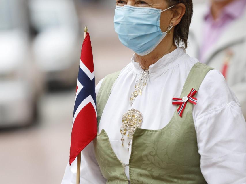 El 17 de mayo se celebra en Alfaz del Pi un desfile para festejar el día de la Constitución de Noruega.