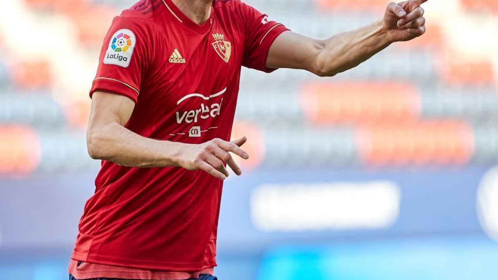 Ante Budimir celebra su gol al Cádiz