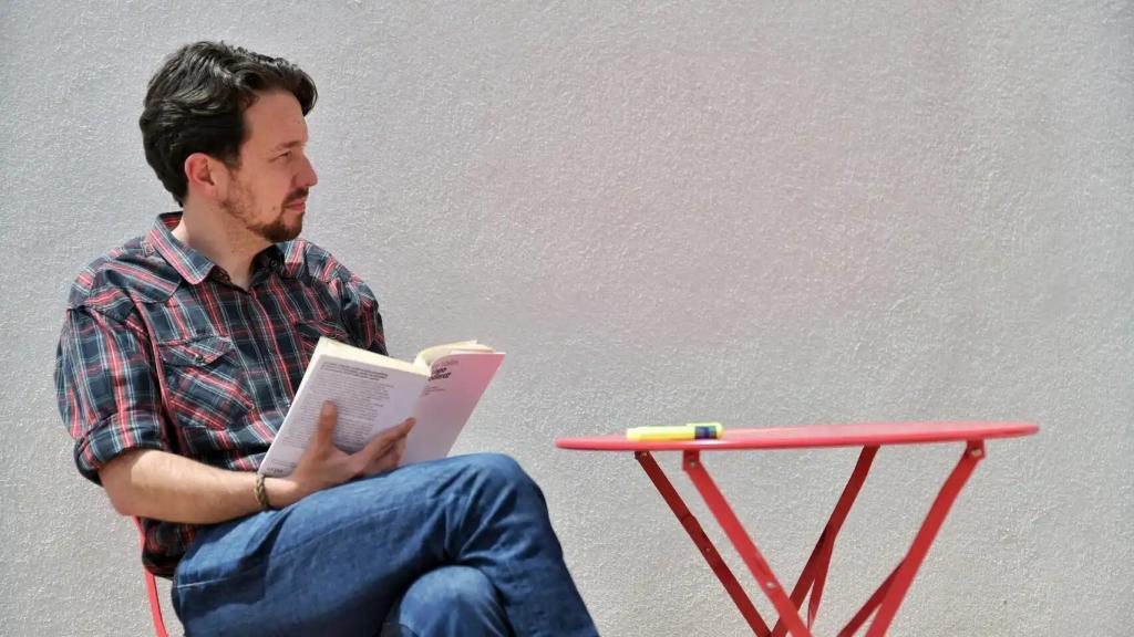 Pablo Iglesias con el pelo corto tras desprenderse de su coleta.