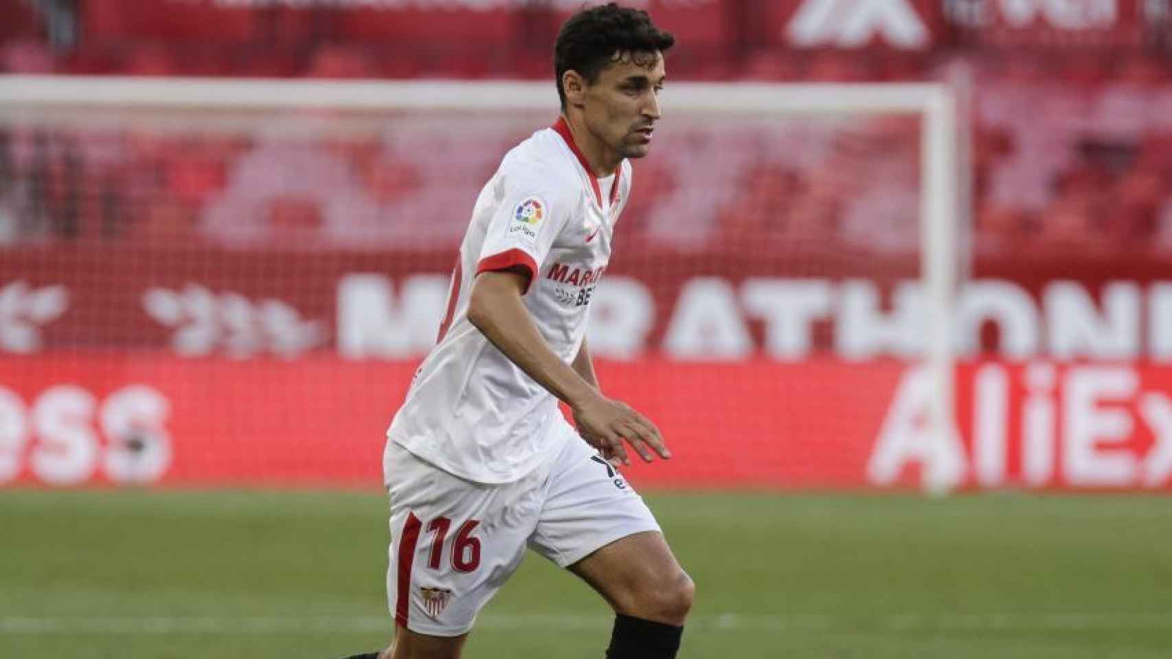 Jesús Navas, en un partido del Sevilla de La Liga 2020/2021