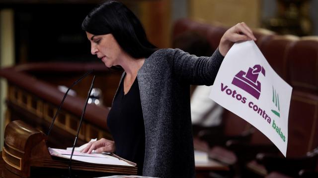 La diputada de Vox Macarena Olona interviene en el Congreso.