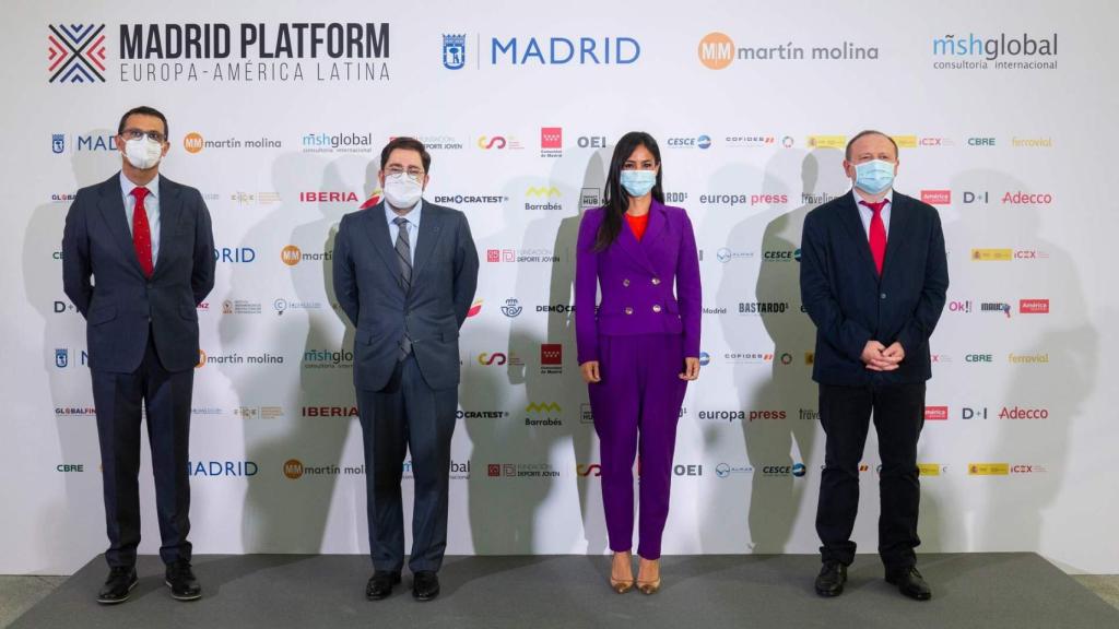 Carlos Morales, Manuel Muñiz, Begoña Villacís y Miguel-Ángel-Redondo, durante la inauguración de Madrid Platform.