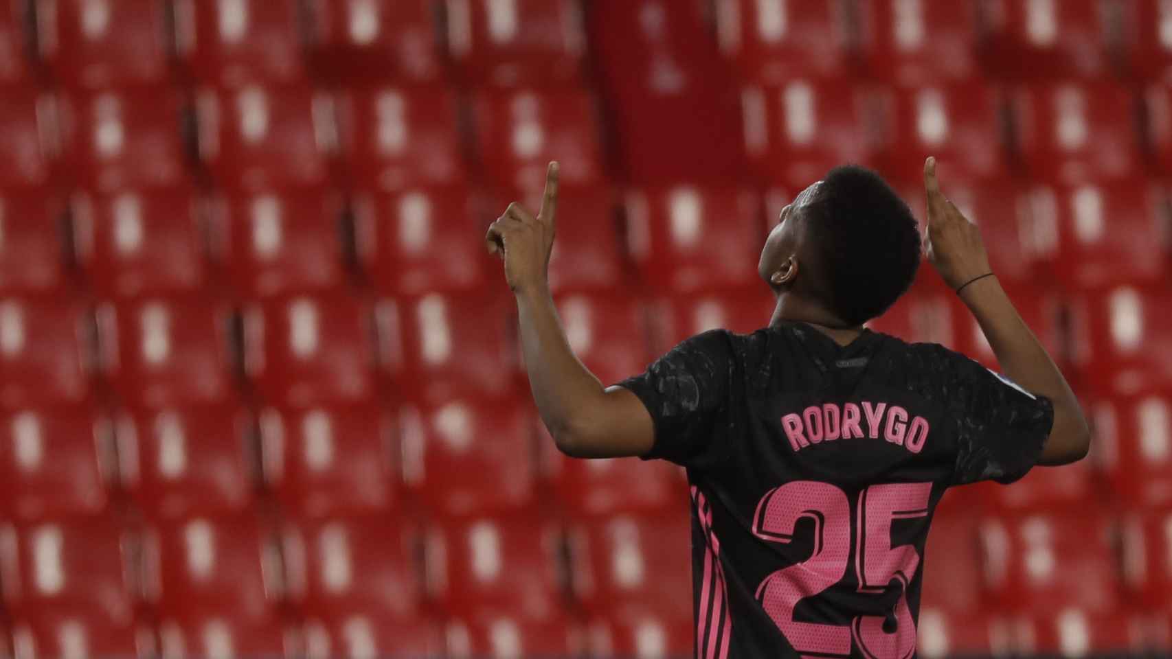Rodrygo celebra su gol al Granada