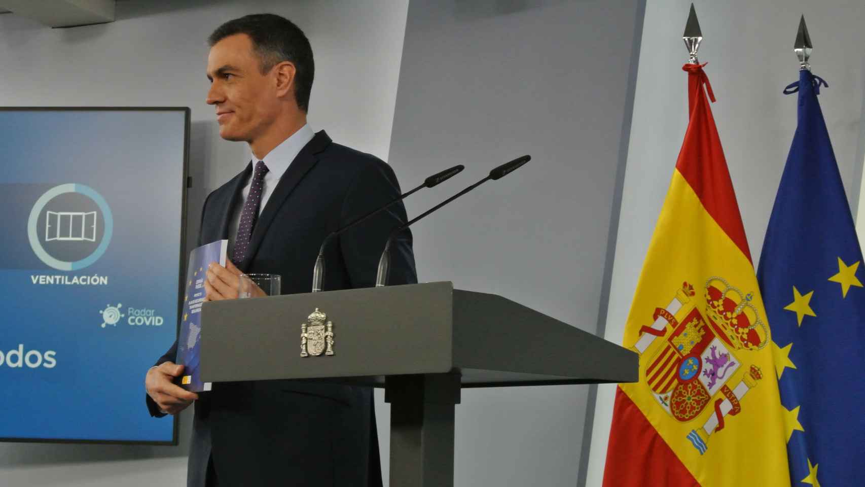Pedro Sánchez, en Moncloa, presentando el Plan de Recuperación enviado a Bruselas.