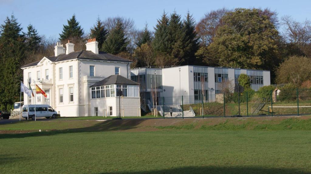 Colegio SEK en Dublín (Irlanda).