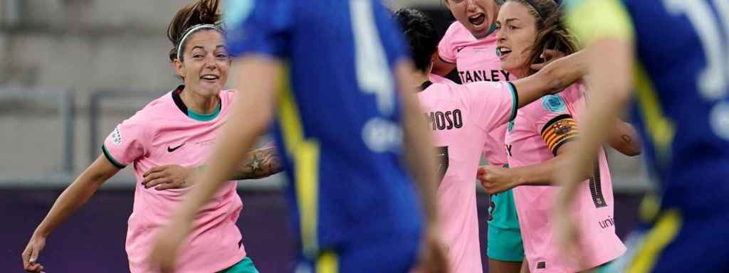 Las jugadoras del Barcelona Femenino celebran un gol en la final de la Women's Champions League