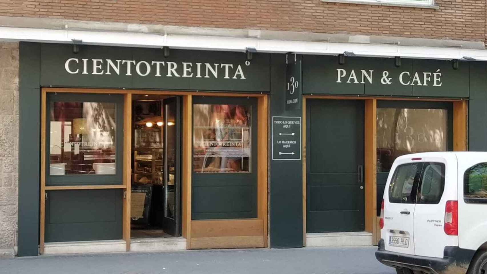 La panadería Ciento Treinta Grados, situada en el número 17 de la calle de Fernando el Católico (Madrid).