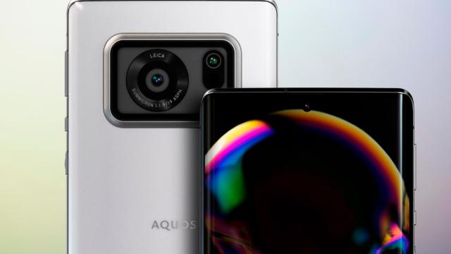 El sensor fotográfico más grande en un movil está en el Sharp Aquos R6