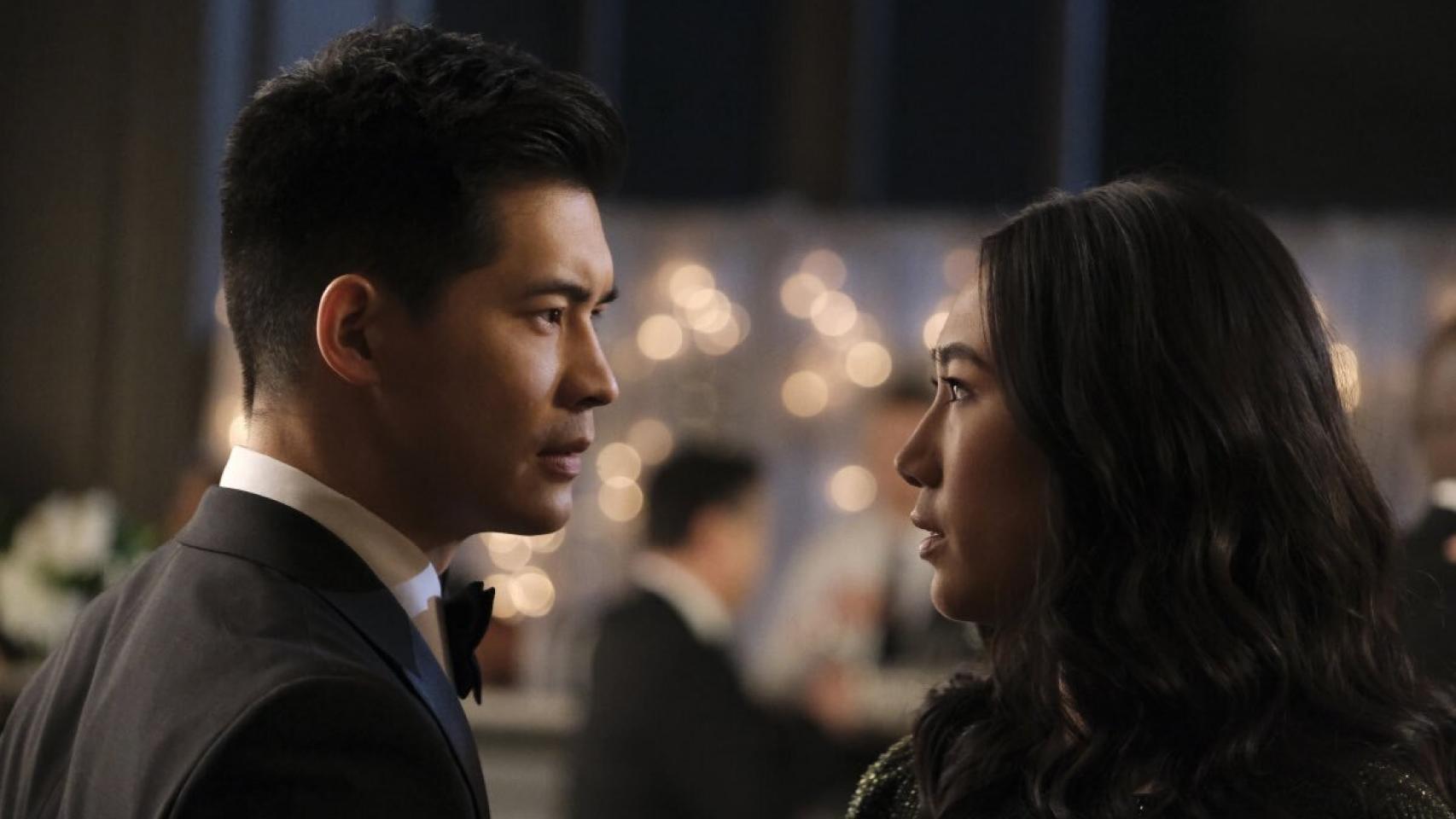 Eddie Liu y Olivia Liang en 'Kung Fu'.