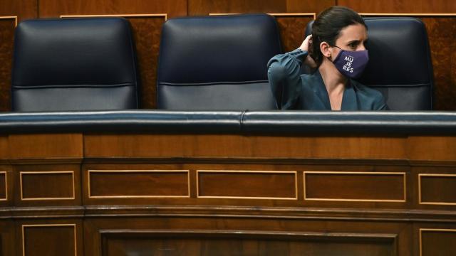 Irene Montero, este martes, sola en la bancada azul del Gobierno.