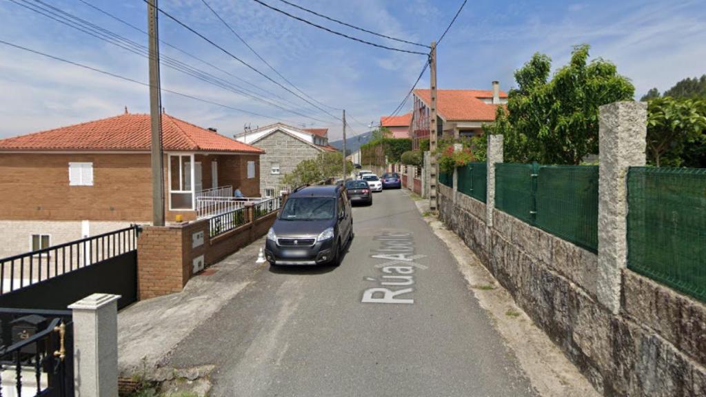 La calle Abelle, en Rubiáns (Vilagarcía de Arousa), el lugar donde sucedieron los hechos.