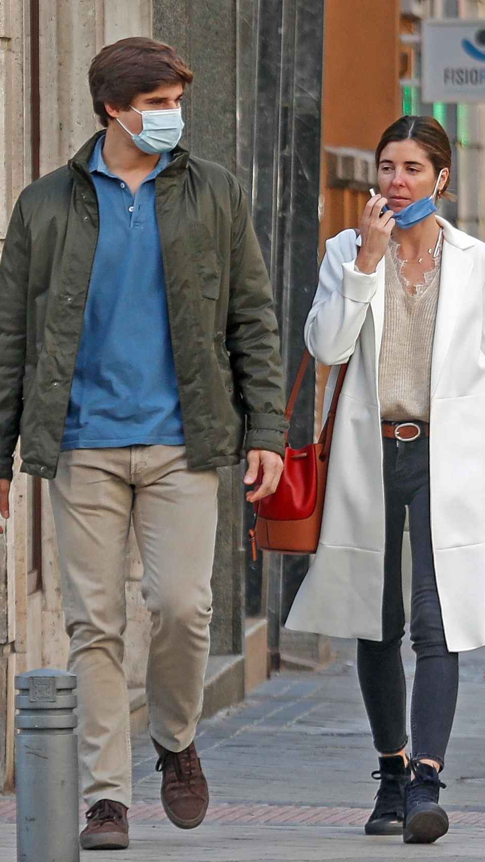 El conde de Osorno y su futura esposa, el pasado mes de noviembre por Madrid.