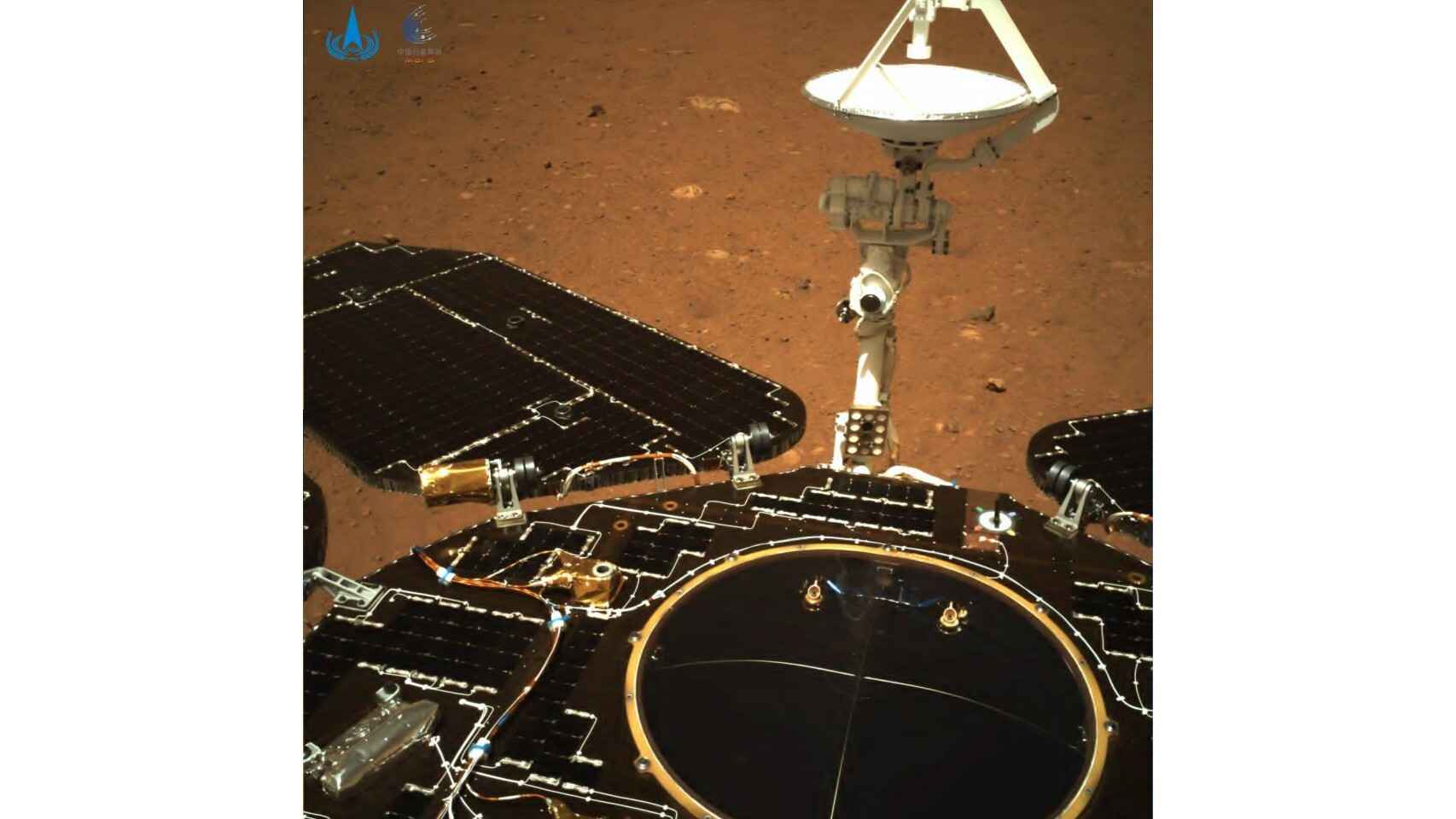 Foto del rover Zhurong en Marte