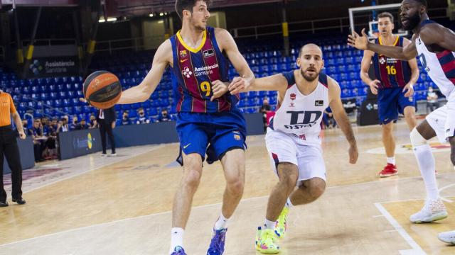 Bolmaro durante el Barça - Baskonia de Liga Endesa