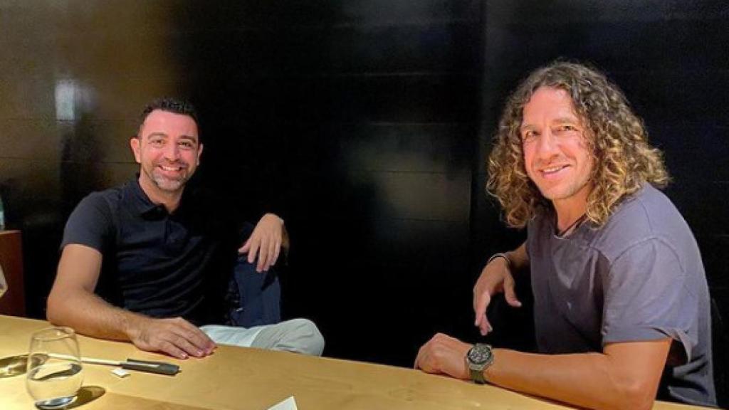 Xavi y Puyol se reencuentran (Instagram @Carles5Puyol)