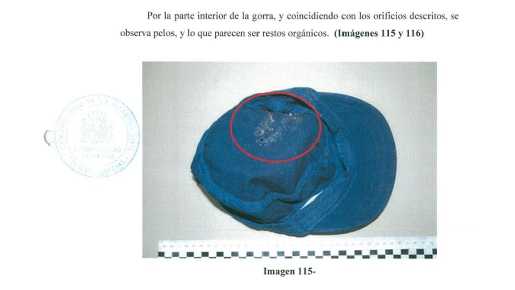 Gorra que llevaba puesta Tomás en el momento de su muerte.