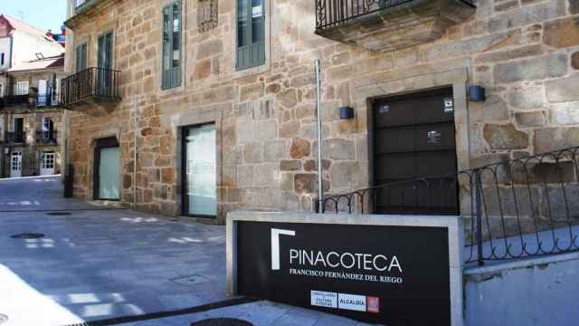 Pinacoteca Francisco Fernández del Riego.