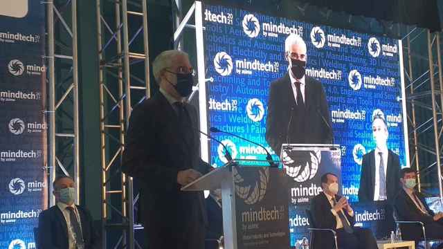 Francisco Conde, interviene en la presentación de la feria Mindtech 2021, en el Instituto Ferial de Vigo.