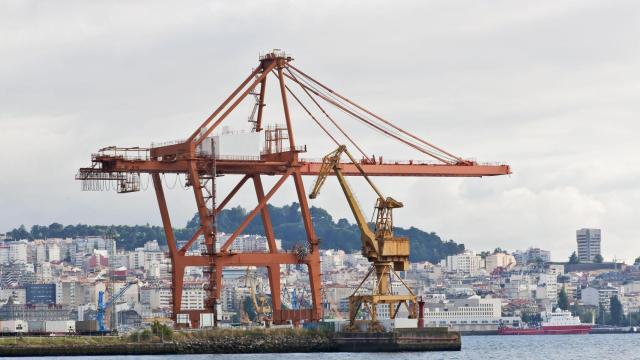 Grúas en el puerto de Vigo.