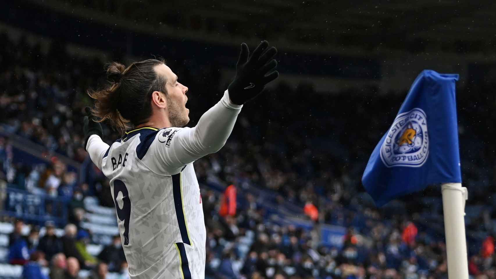 Gareth Bale celebrando uno de sus goles frente al Leicester