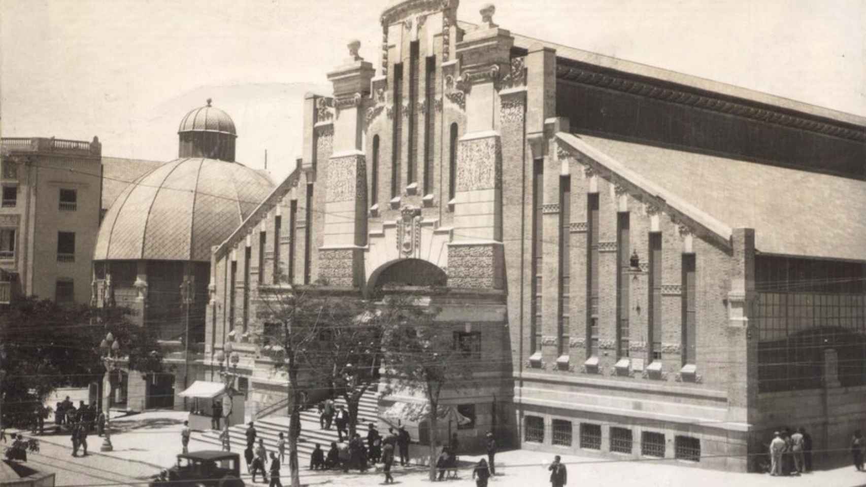 El Mercado Central de Alicante, en 1931. El 25 de mayo de siete años después sufrió el mayor bombardeo a la población civil.