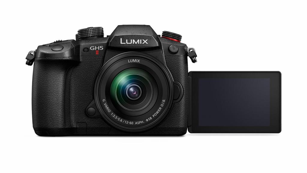 LUMIX GH5M2