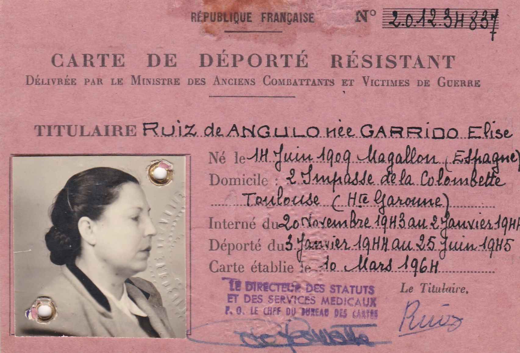 Carnet de deportada resistente de Elisa Garrido.