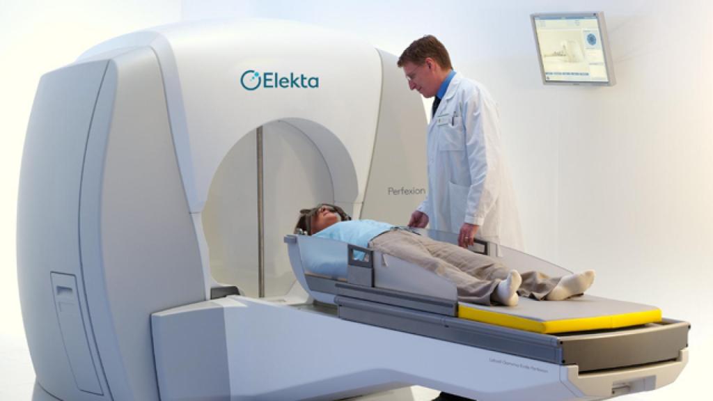 Ejemplar de la máquina Leksell Gamma Knife donada por Amancio Ortega a Valencia. EE