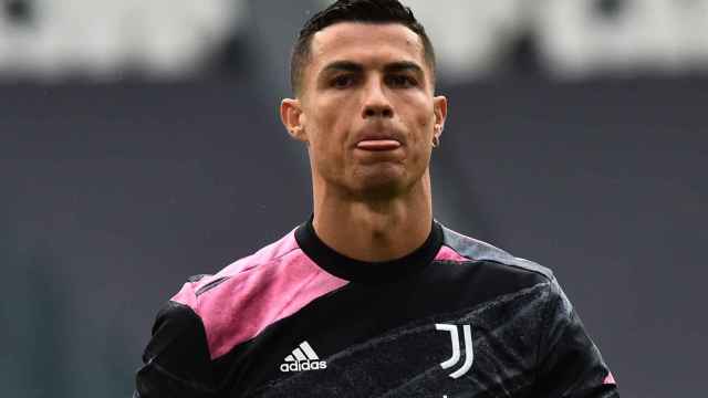 Cristiano Ronaldo, en un calentamiento con la Juventus