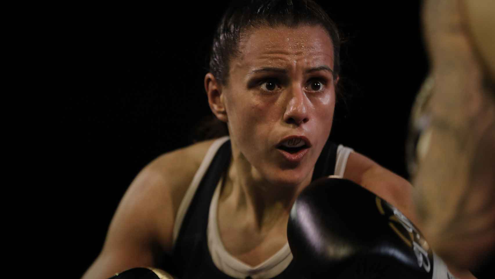 Joana Pastrana, en el Campeonato de Europa (EBU) de boxeo femenino