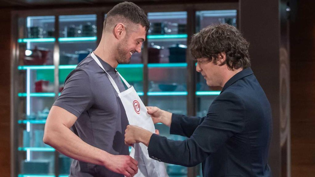 El médico José, el nuevo concursante de ‘MasterChef 9’ que enloquece las redes