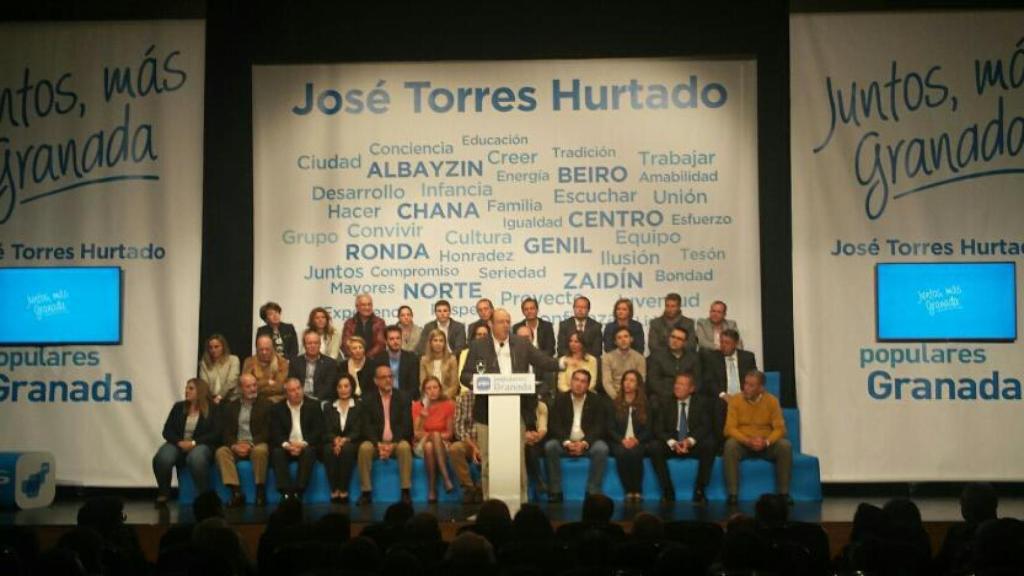 Sebastián Pérez Haciendo campaña por Pepe Torres Hurtado en 2015.