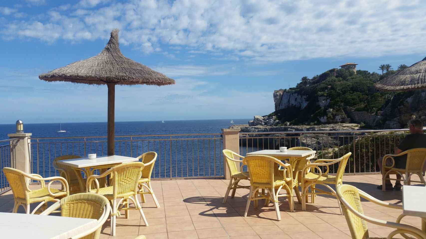 Las provincias que más han crecido en bares con terraza son Tarragona, La Palma y Alicante.