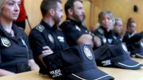 ¿Pueden los policías interinos de la Comunidad portar armas? Un juzgado de Alicante sentencia que sí