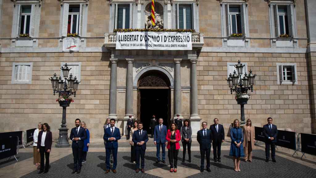 Foto de familia del nuevo 'Govern' de Cataluña, presidido por Pere Aragonès.