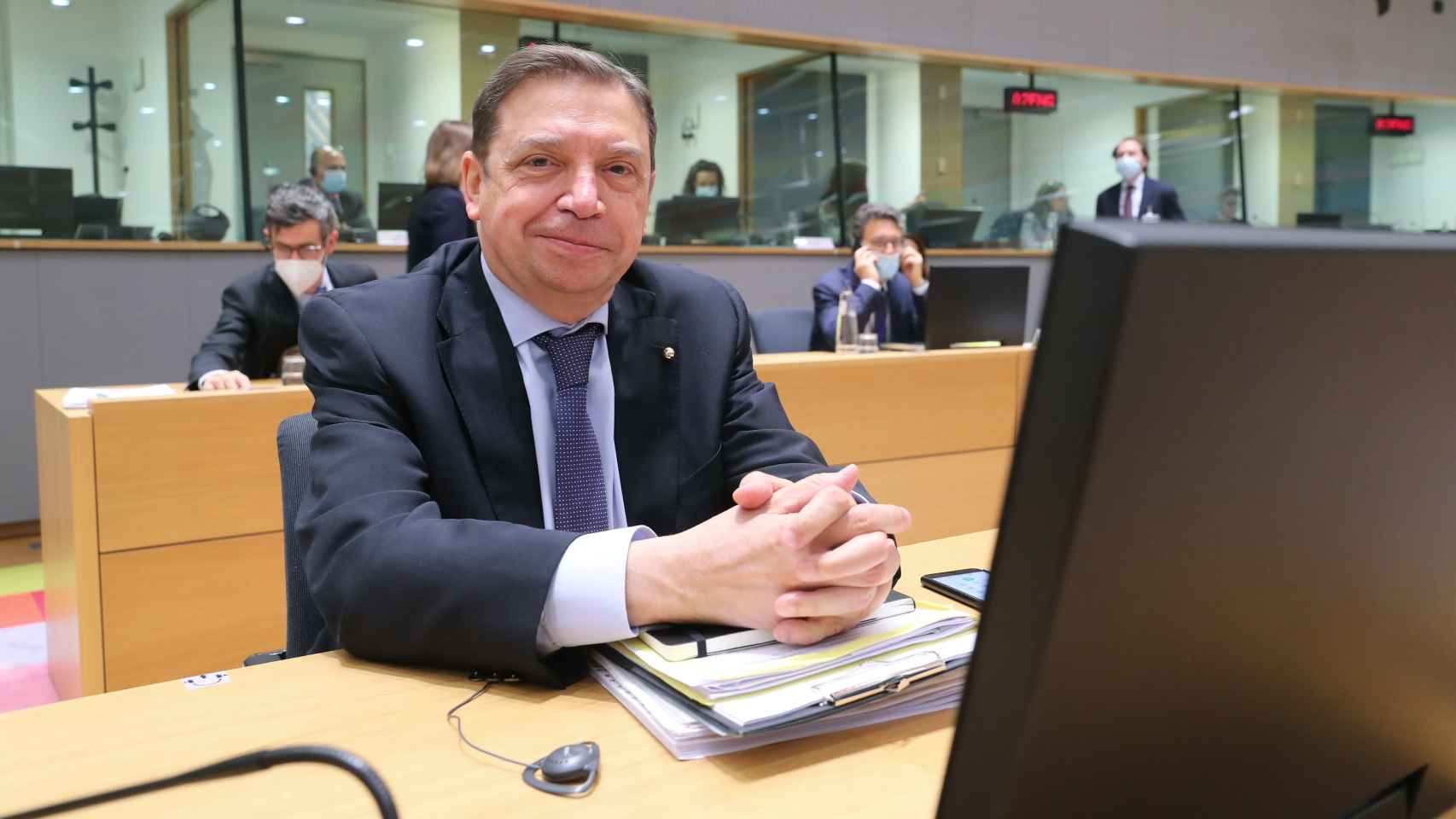 El ministro de Agricultura, Luis Planas, durante la reunión sobre la PAC en Bruselas