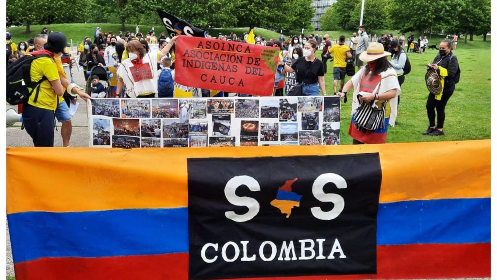 Marcha en apoyo a Colombia en A Coruña.