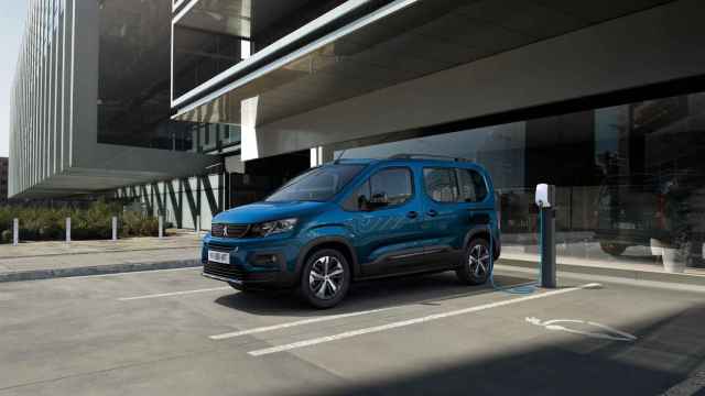 El nuevo Peugeot e-Rifter, fabricado en Vigo.