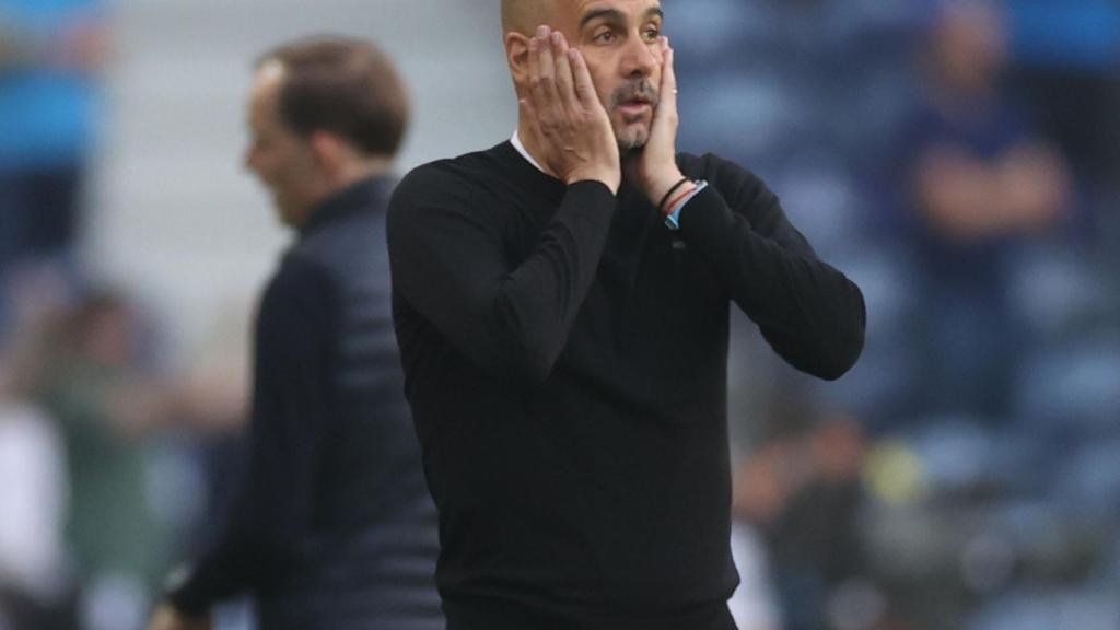 Guardiola, preocupado durante el City - Chelsea