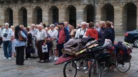 Turistas en la plaza del Obradoiro.